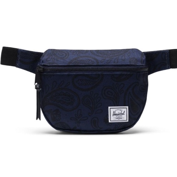 NWT HERSCHEL SUPPLY Fourteen Fanny Pack - Picture 1 of 4
